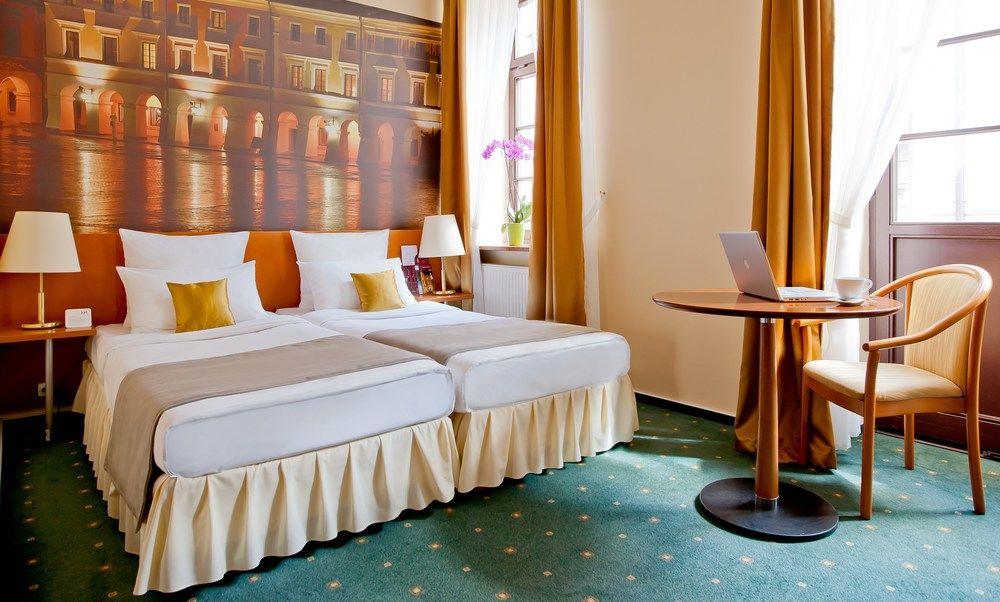 Hotel Zamojski Zamosc  Ngoại thất bức ảnh