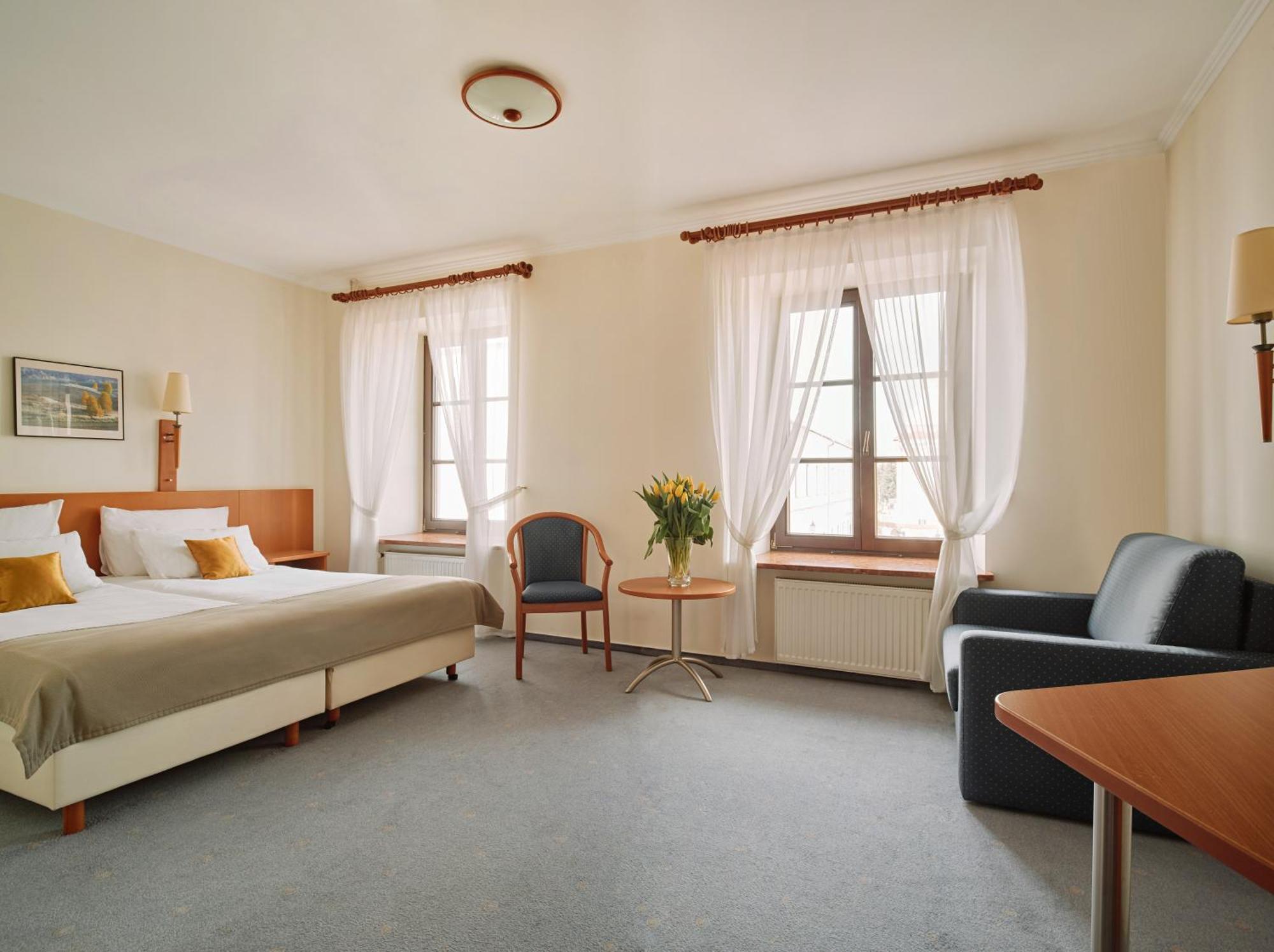 Hotel Zamojski Zamosc  Ngoại thất bức ảnh