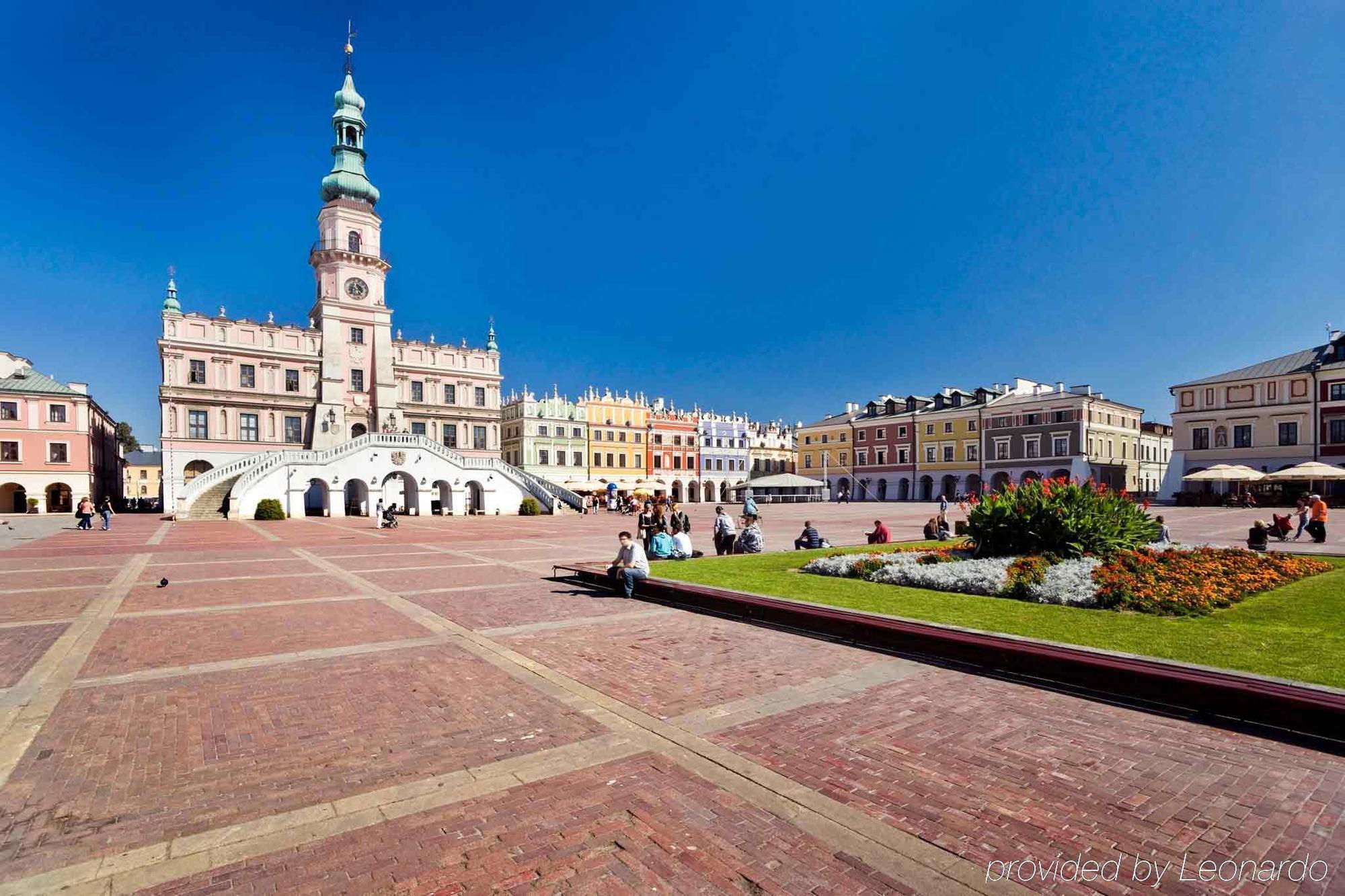 Hotel Zamojski Zamosc  Ngoại thất bức ảnh