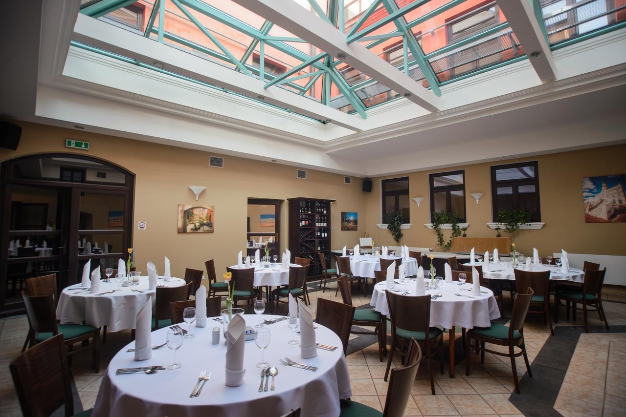 Hotel Zamojski Zamosc  Ngoại thất bức ảnh