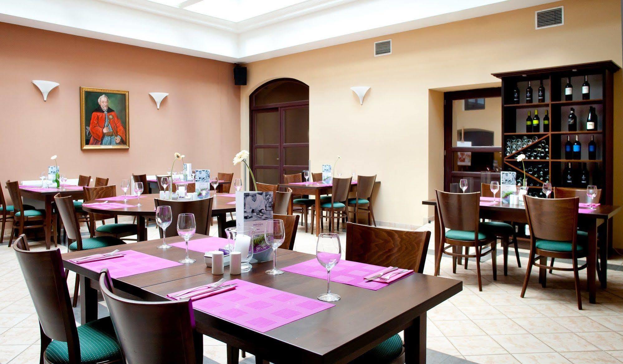 Hotel Zamojski Zamosc  Ngoại thất bức ảnh